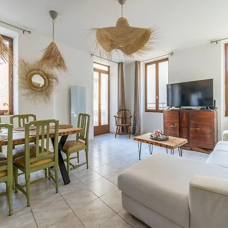 Elegant 2 Bedrooms Flat - 8mn Walk From Trainstation Narbonne