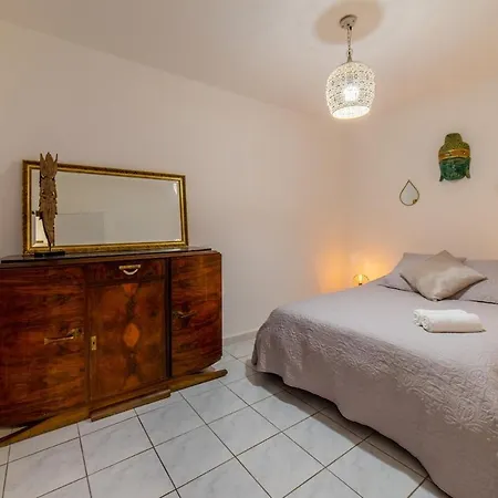 Apartamento Elegant 2 Bedrooms Flat - 8mn Walk From Trainstation